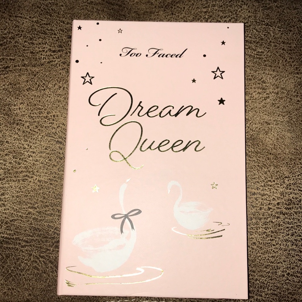 Too Faced Dream Queen